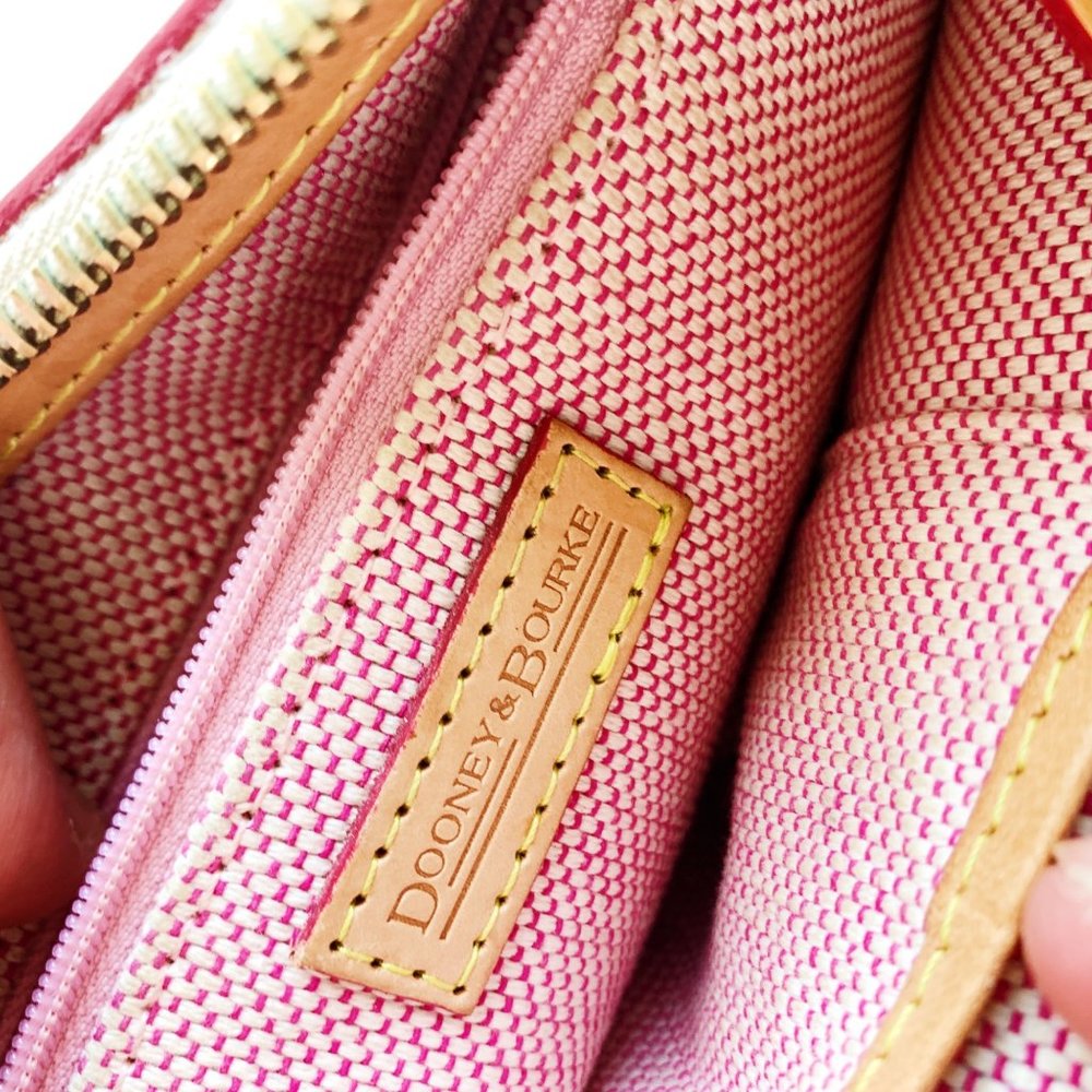 Dooney & Bourke Y2K Vintage Canvas Leather Trim Pink Monogram Bag Adjustable - Picture 4 of 12